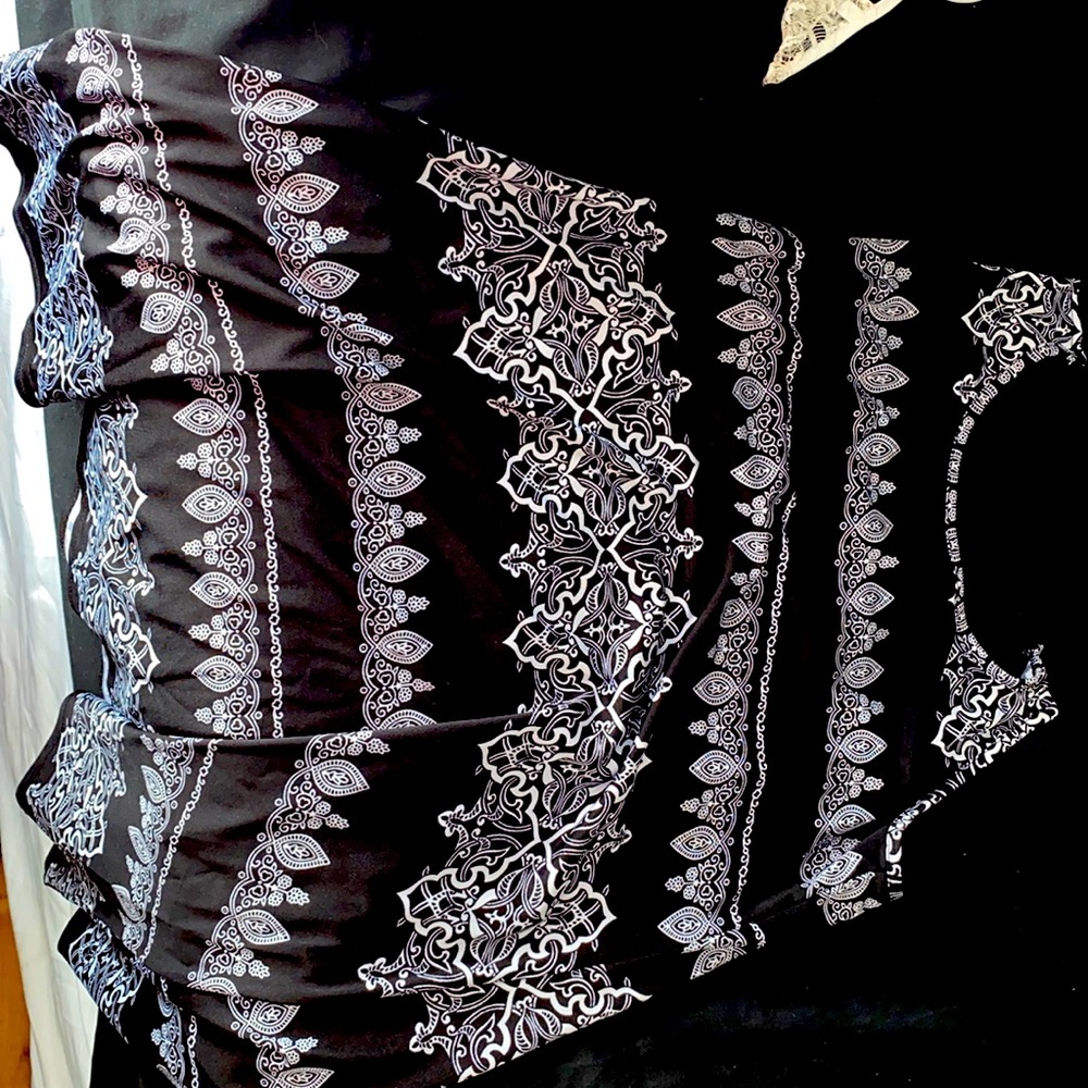 A beautiful black and white dress